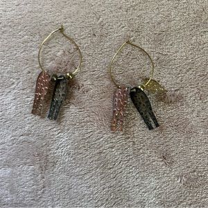 Vintage earrings 🌸